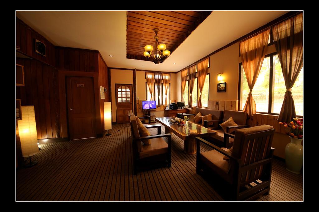 קלאו Unique Bed And Breakfast מראה חיצוני תמונה