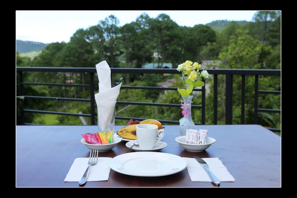קלאו Unique Bed And Breakfast מראה חיצוני תמונה
