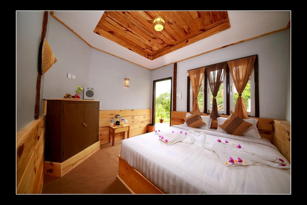 קלאו Unique Bed And Breakfast חדר תמונה