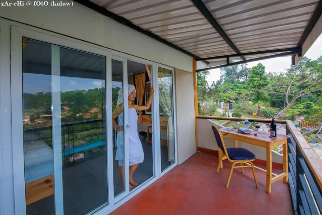 קלאו Unique Bed And Breakfast מראה חיצוני תמונה